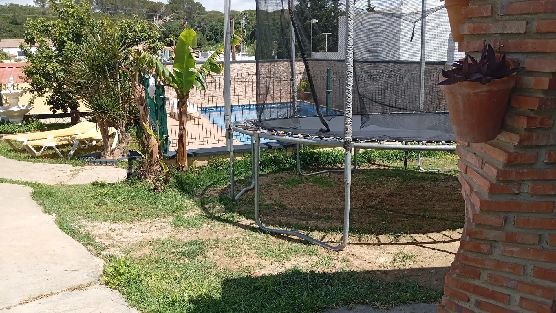 Jardín de Casa o chalet de alquiler en Barbate con Aire acondicionado, Calefacción y Jardín privado