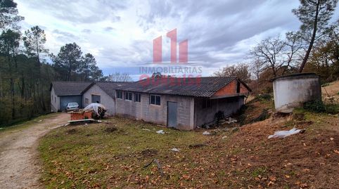 Foto 3 von Fabrikhallen zum Verkauf in Amoeiro, Ourense