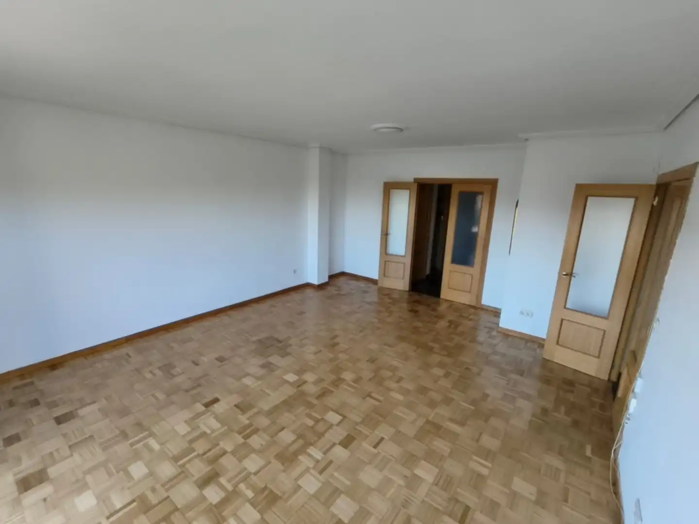 Sala d'estar de Pis de lloguer en Valencia amb Terrassa i Balcó
