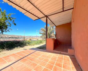 Vista exterior de Casa o xalet en venda en Cuevas del Almanzora amb Jardí privat i Terrassa