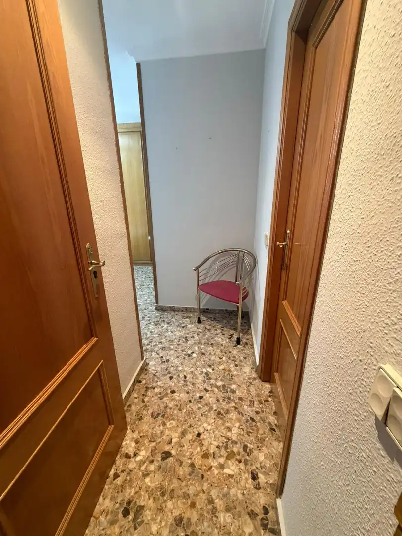 Wohnung zum Verkauf in Mislata mit Klimaanlage, Heizung und Terrasse