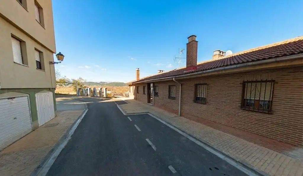 Vista exterior de Piso en venta en Haro con Calefacción