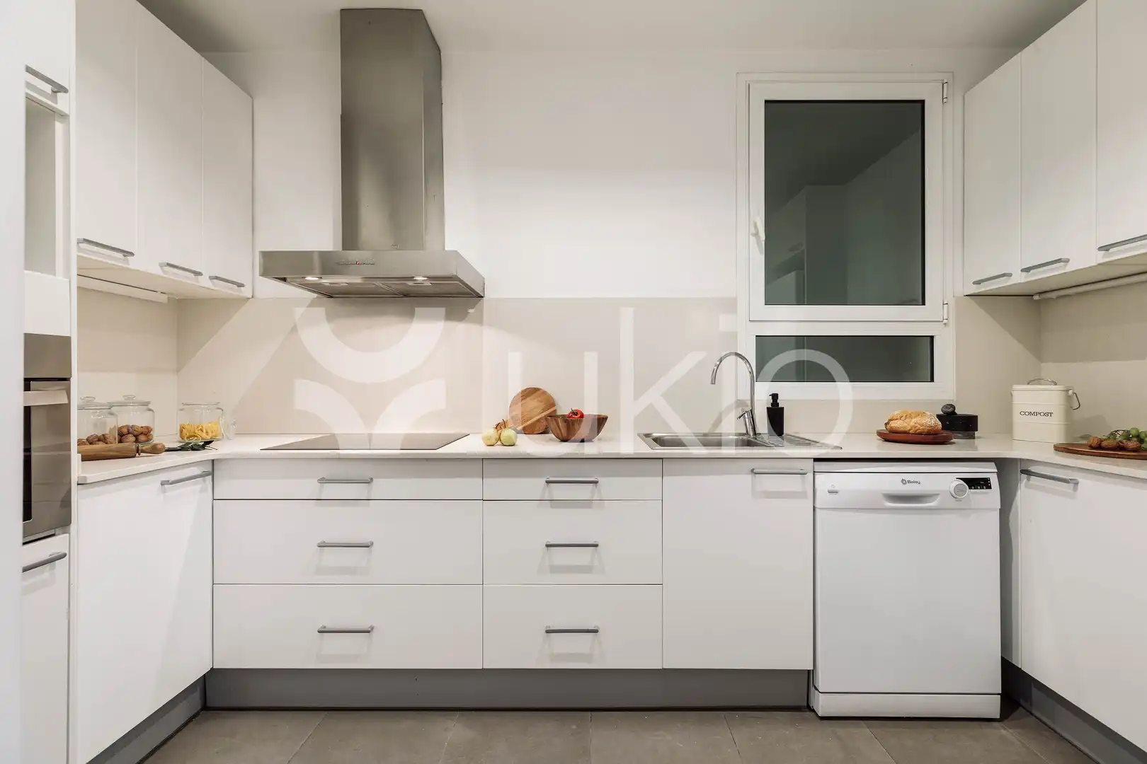 Apartamento con terraza en alquiler en Carrer de Casp, imagen 5