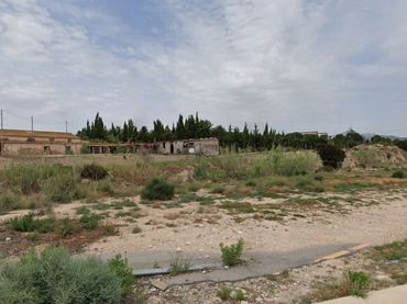 Terreny residencial en venda a CV800 754