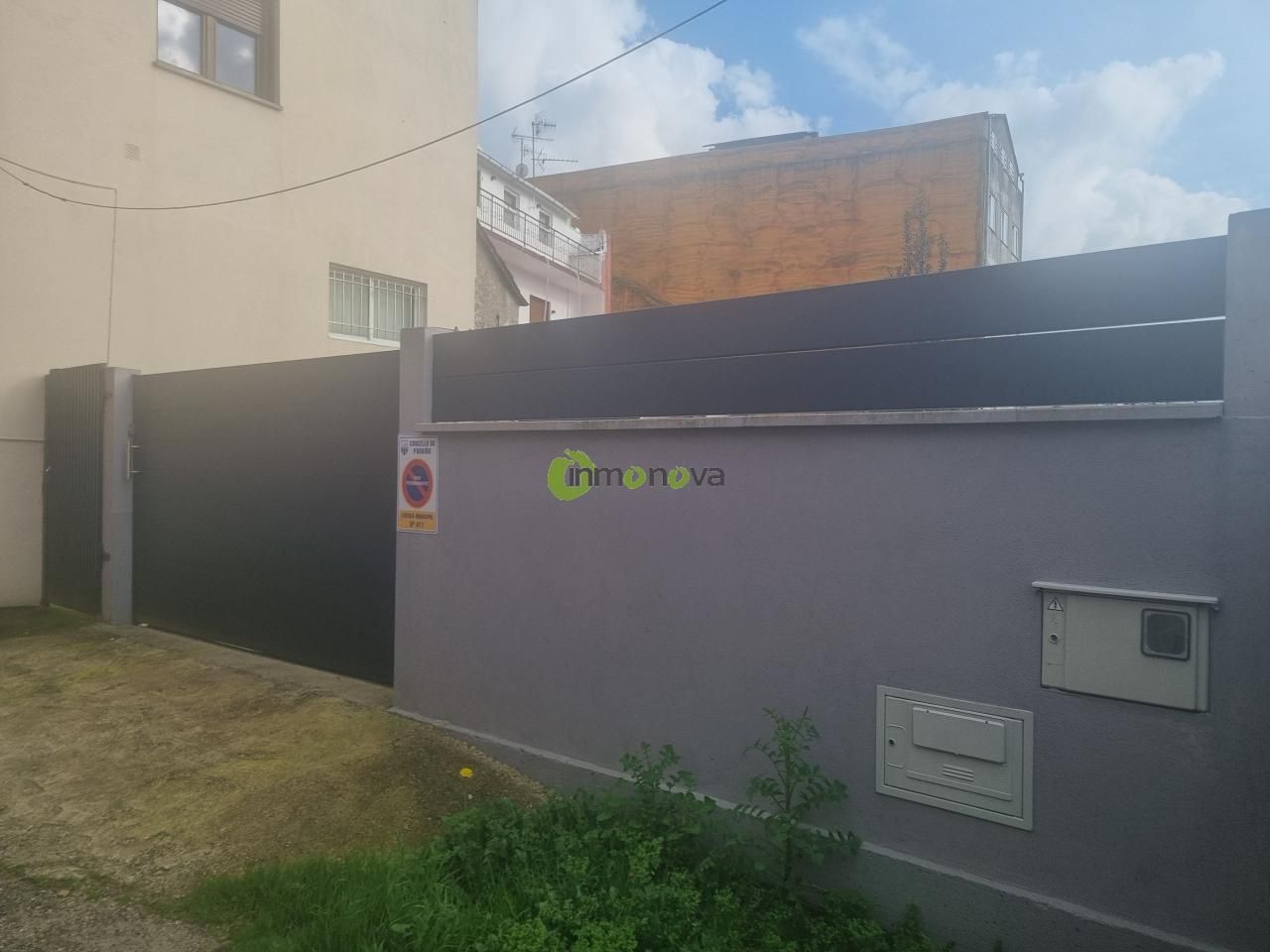 Vista exterior de Casa o xalet en venda en O Porriño   amb Jardí privat