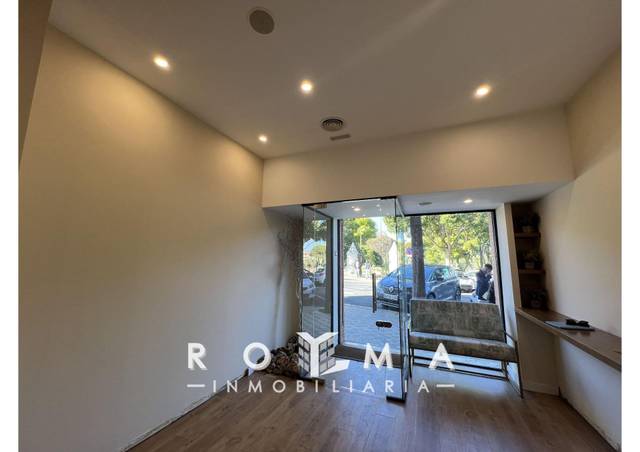 Local comercial en Alquiler en Avenida de Europa