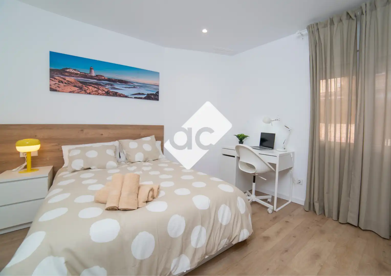 Bedroom of Flat for rent in Valencia  with Air Conditioner, Heating and Terrace