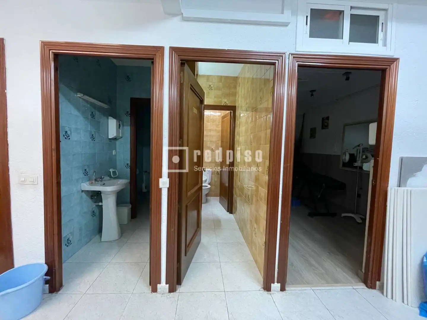 Baño de Local de alquiler en Madrid