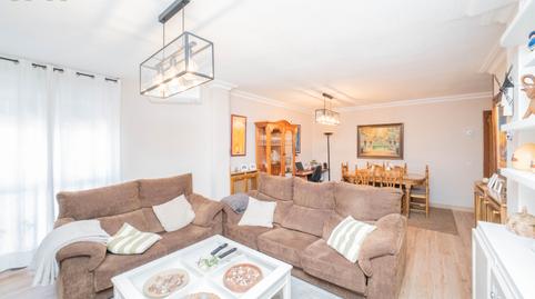 Foto 2 de Piso en venta en Avenida de las Provincias, La Serna, Fuenlabrada