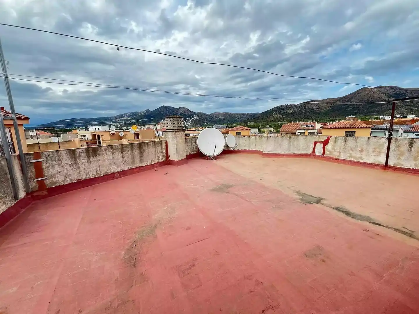Terraza de Piso en venta en Roses con Aire acondicionado y Amueblado