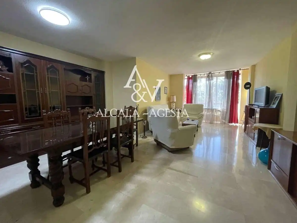 Flat for rent in Granada, Granada