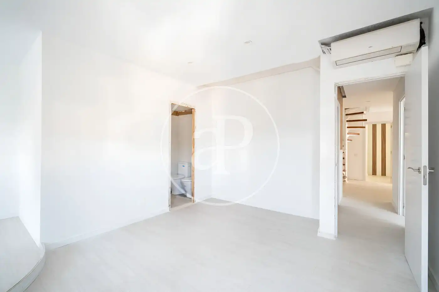 Dúplex en venta en Barcelona con Aire acondicionado, Calefacción y Terraza