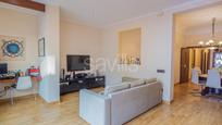 Living room of Apartment for sale in  Barcelona Capital  with Terrace and Balcony