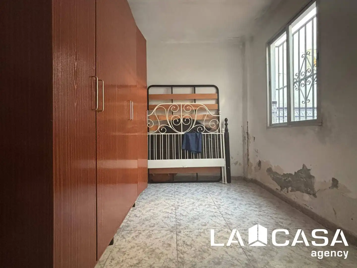 Dormitori de Casa o xalet en venda en Dos Hermanas