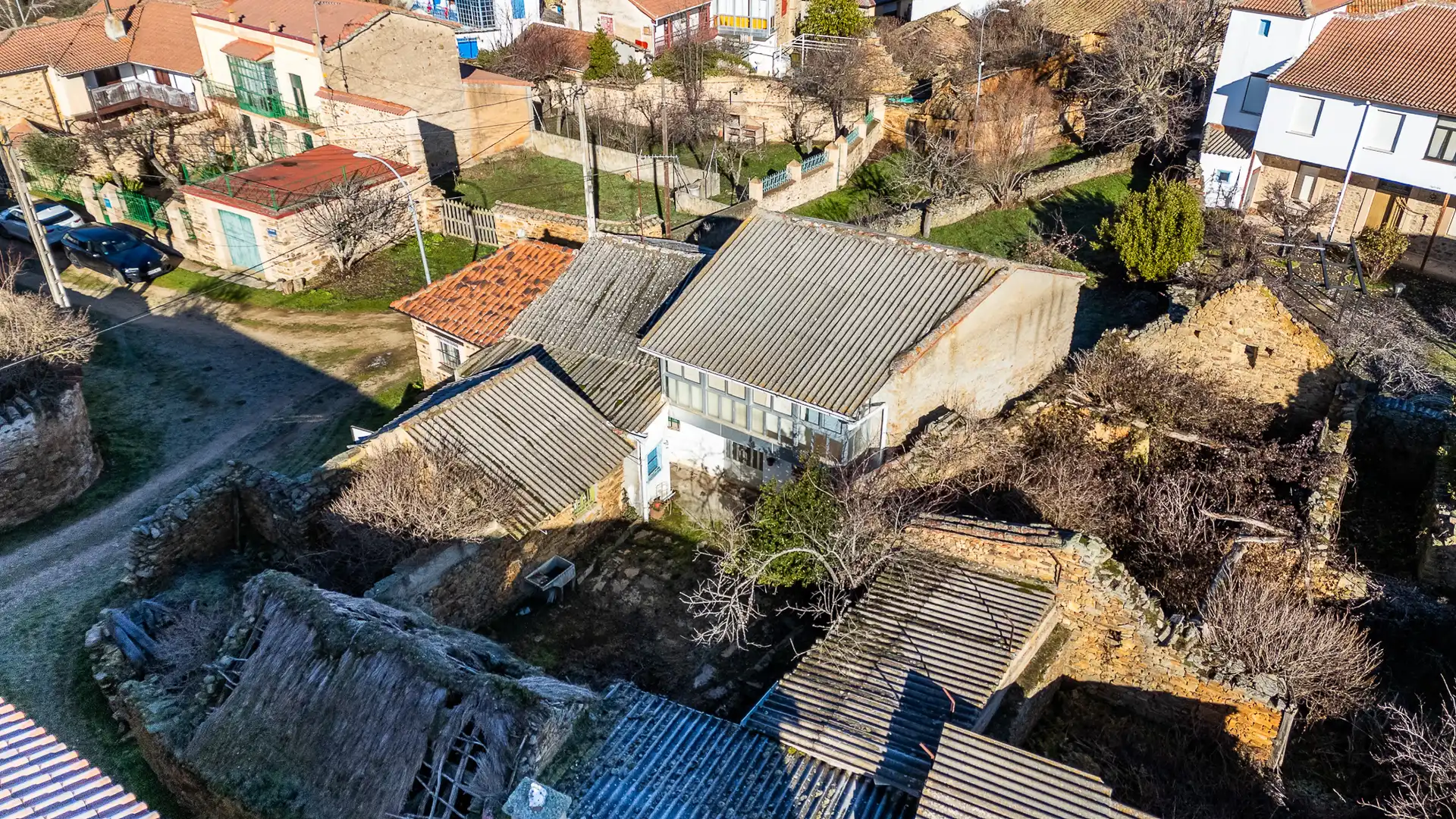 Außenansicht von Country house zum Verkauf in Santa Colomba de Somoza mit Möbliert