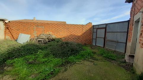 Foto 2 de Casa o chalet en venta en Morales del Vino, Zamora