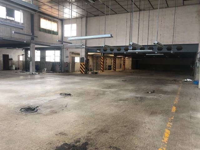 Nave industrial en Venta en N/A en Batoi