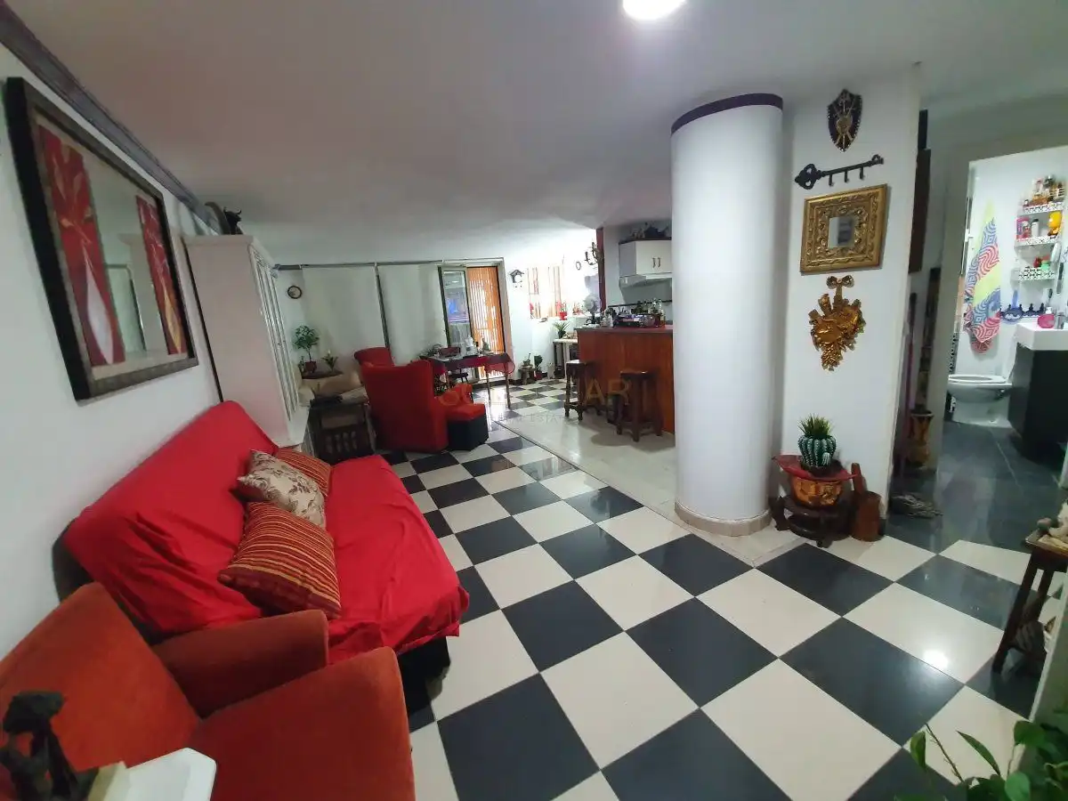 Flat with pool for sale in El Bajondillo, imagen 2