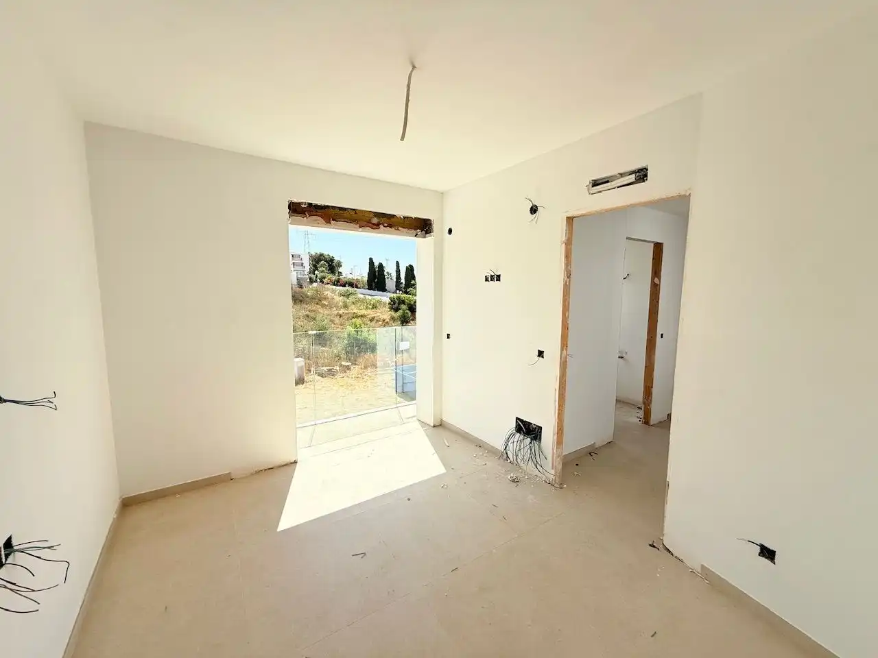 Habitación de Casa o chalet en venta en Nerja con Aire acondicionado, Jardín privado y Piscina