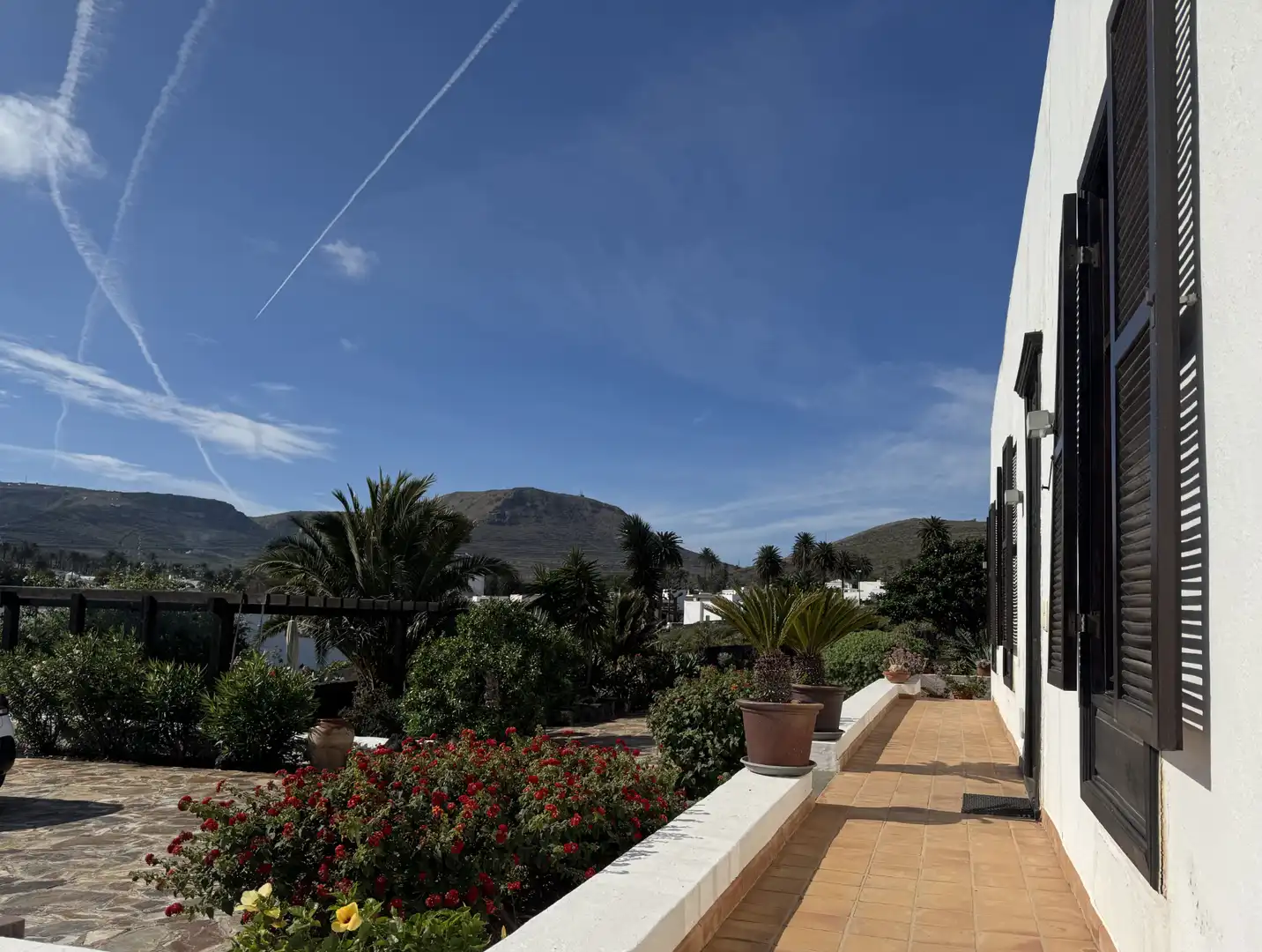 Vista exterior de Casa o chalet en venta en Haría con Jardín privado y Amueblado