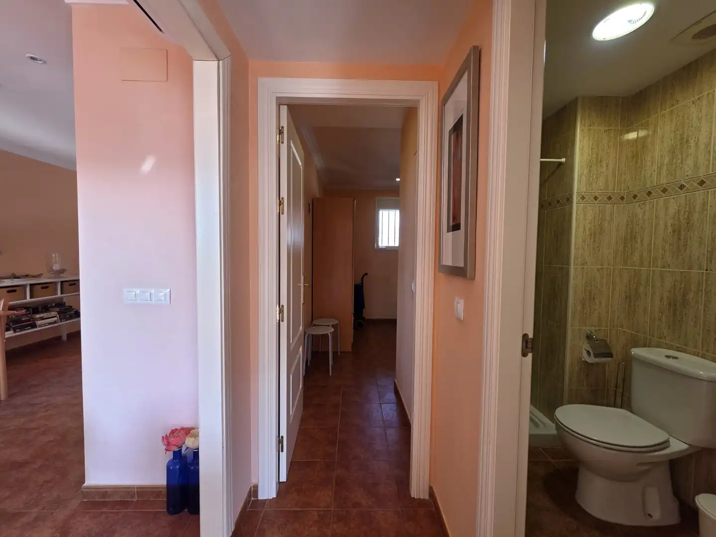 Wohnungen zum Verkauf in La Línea de la Concepción mit Klimaanlage, Terrasse und Schwimmbad