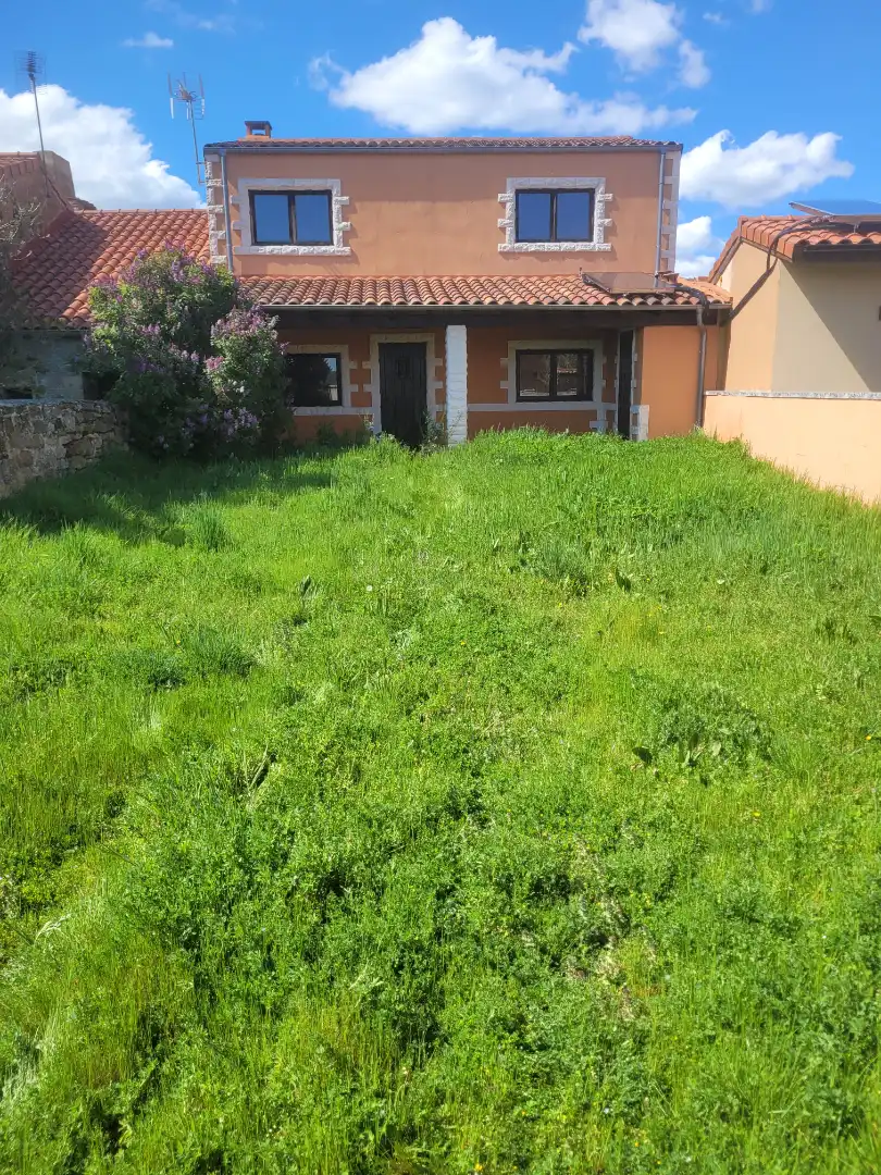 Finca rústica en venda en Garray amb Calefacció, Jardí privat i Parquet
