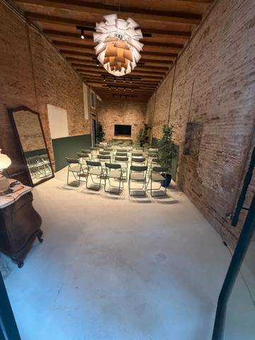 Local comercial en Alquiler en Carrer de Ferlandina en El Raval