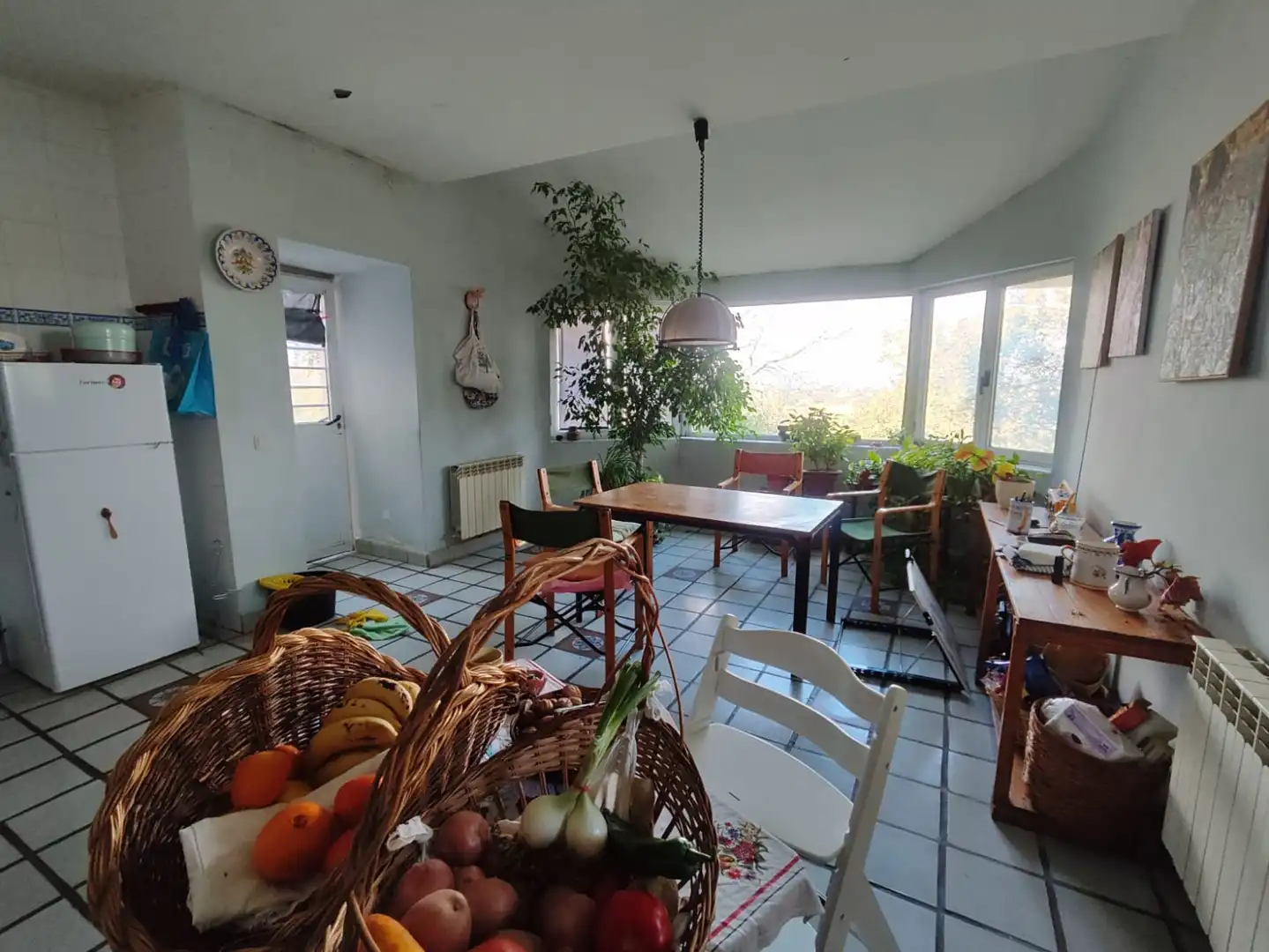 Menjador de Casa o xalet en venda en Sevilla la Nueva amb Calefacció, Jardí privat i Terrassa