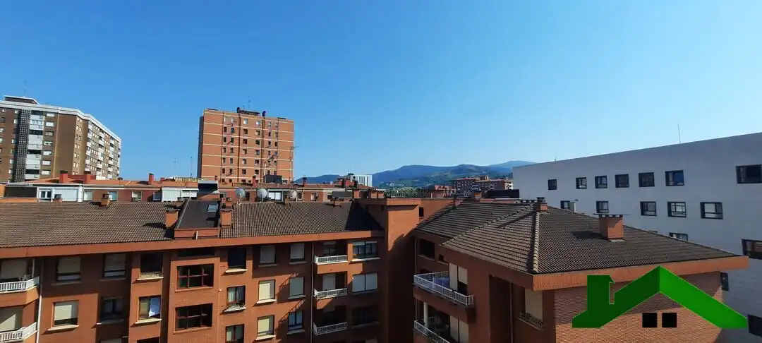 Exterior view of Flat for rent in Bilbao   with Heating and Balcony