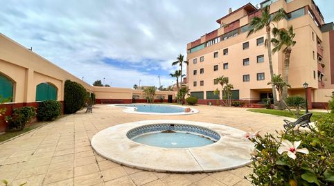 Foto 2 de Piso en venta en Avenida Reino de España (r), Las Salinas, Roquetas de Mar