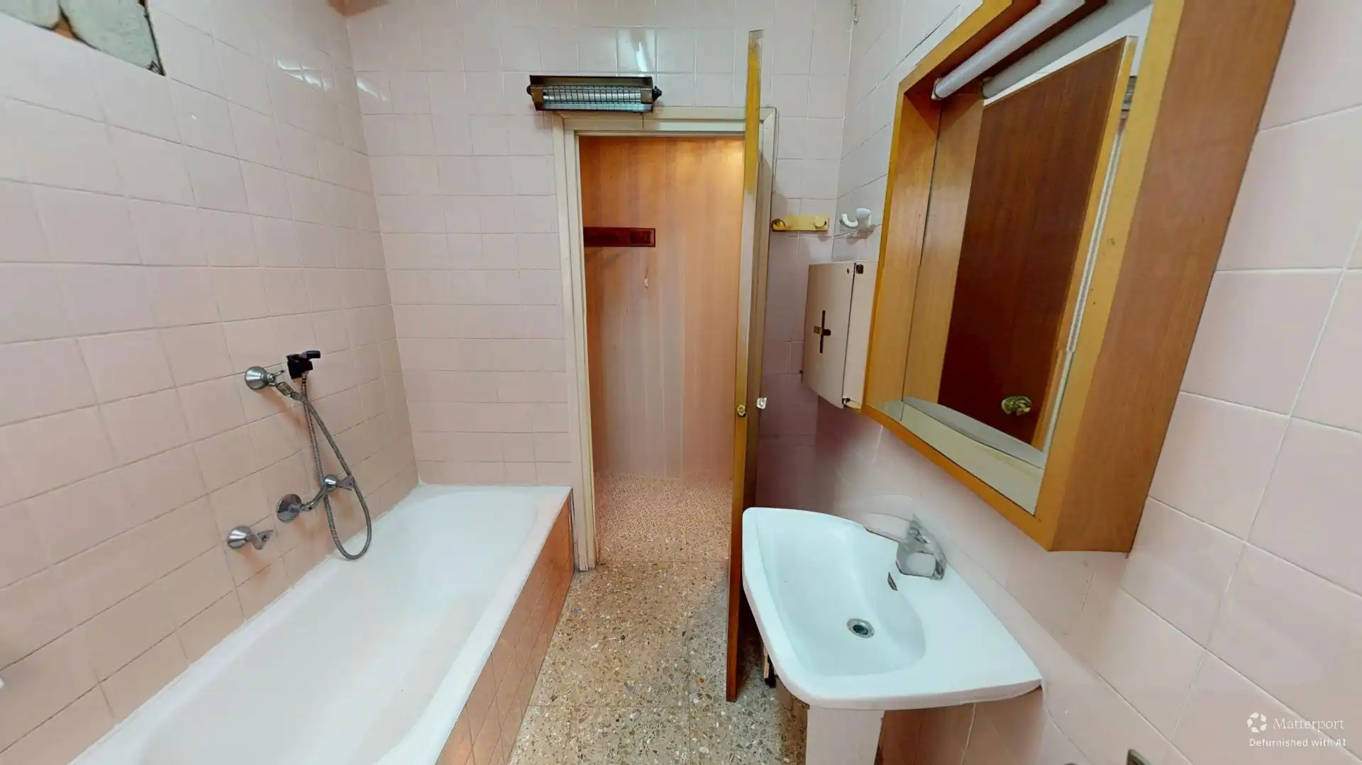 Bany de Edifici en venda en Alicante / Alacant