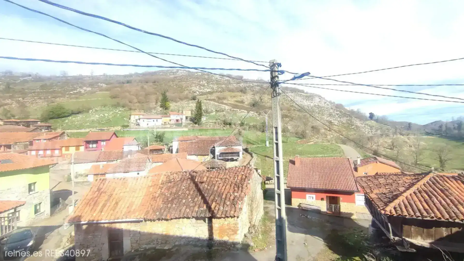 Vista exterior de Casa o xalet en venda en Yernes y Tameza amb Terrassa