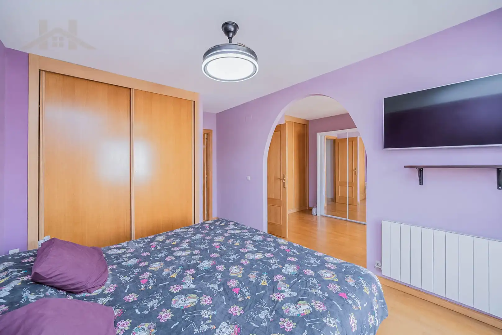 Habitación de Casa adosada en venta en Parla con Calefacción y Terraza