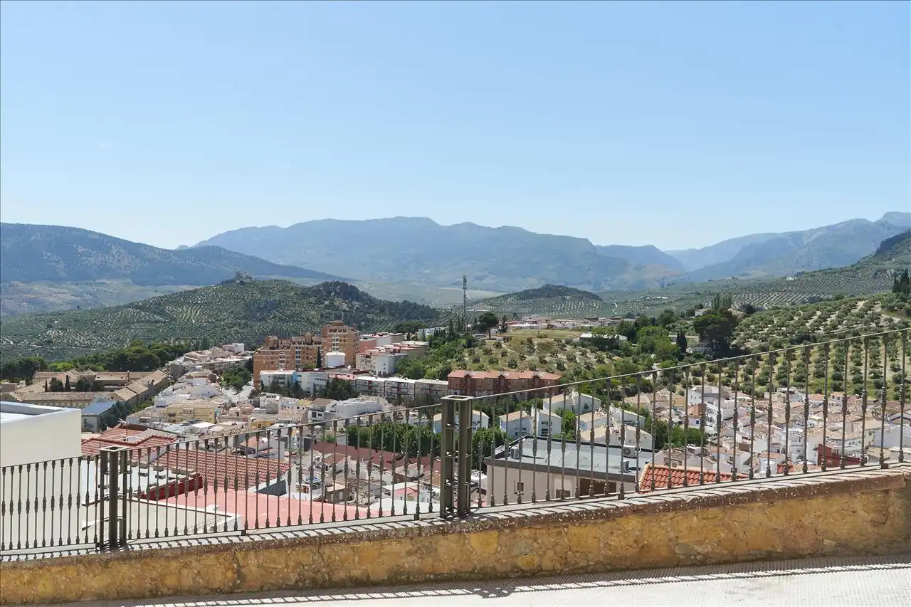 Vista exterior de Casa adosada en venta en Jaén con Terraza