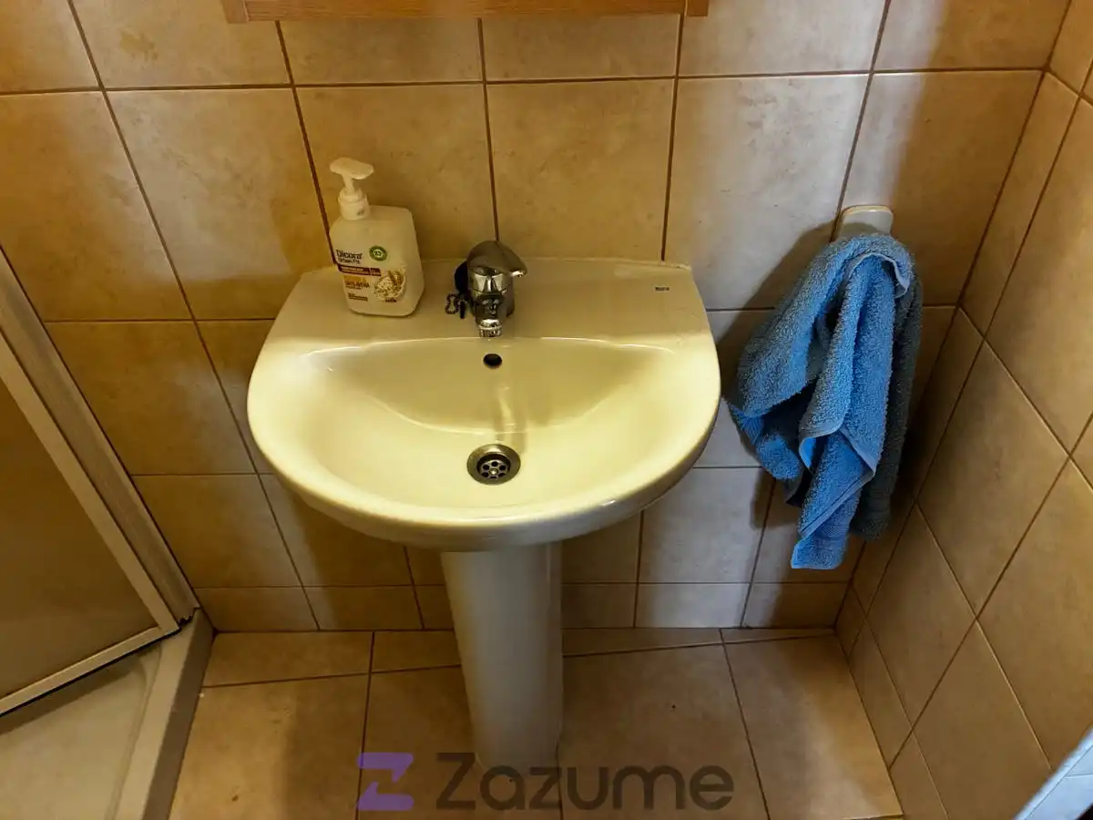 Badezimmer von Wohnung zur Miete in Segovia mit Heizung, Parkett und Möbliert