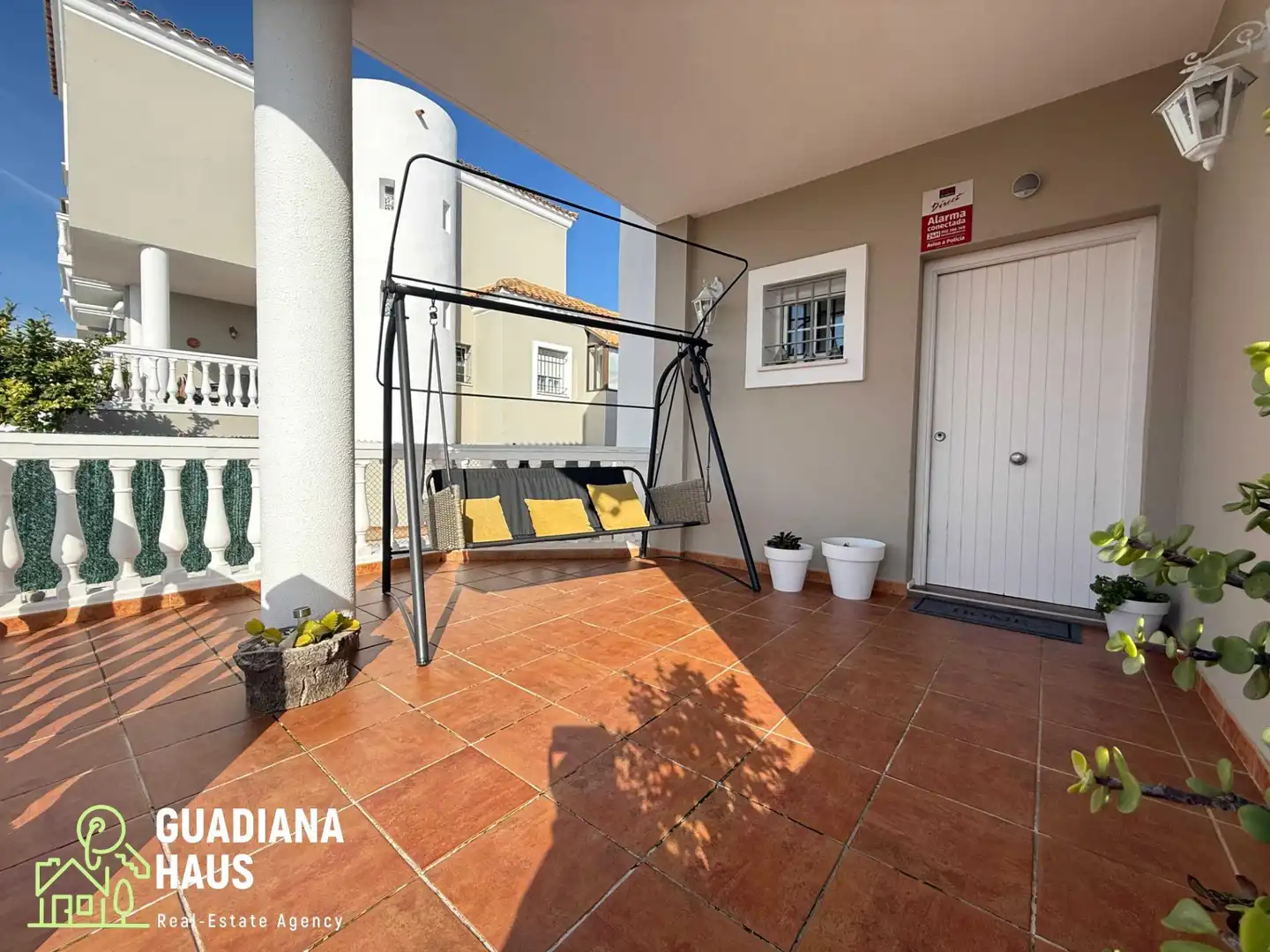 Vista exterior de Apartament en venda en Ayamonte amb Aire condicionat, Jardí privat i Terrassa
