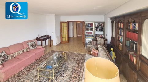 Foto 4 de Piso en venta en Raval Roig - Virgen del Socorro, Alicante / Alacant