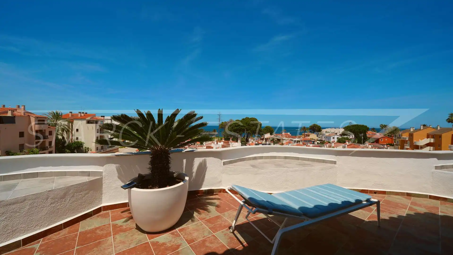 Terraza de Ático en venta en Dénia con Aire acondicionado, Jardín privado y Piscina