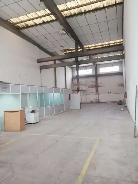 Industrial building to rent in Oeste, imagen 4