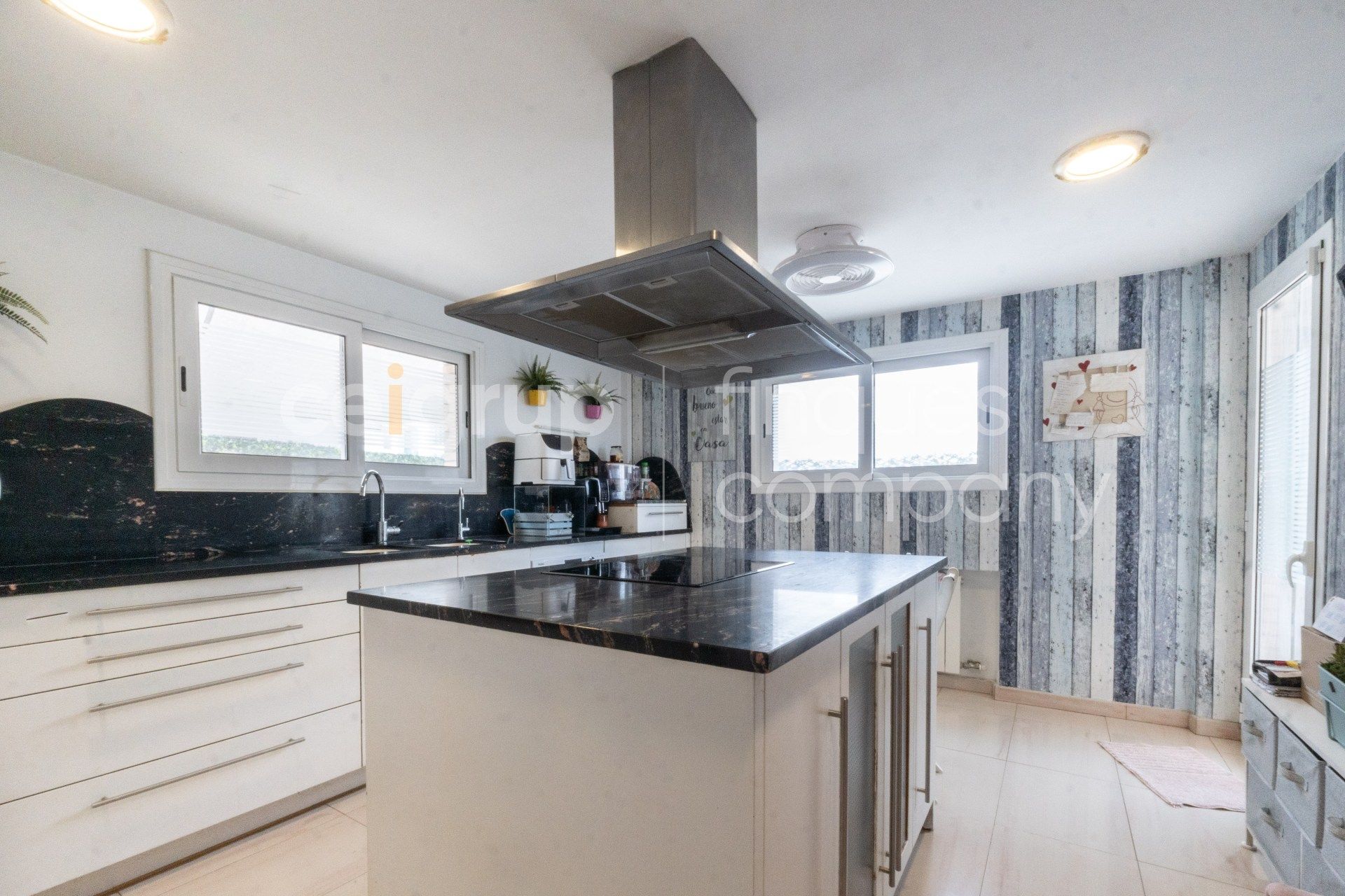 Kitchen of House or chalet for sale in Vilablareix  with Heating and Terrace