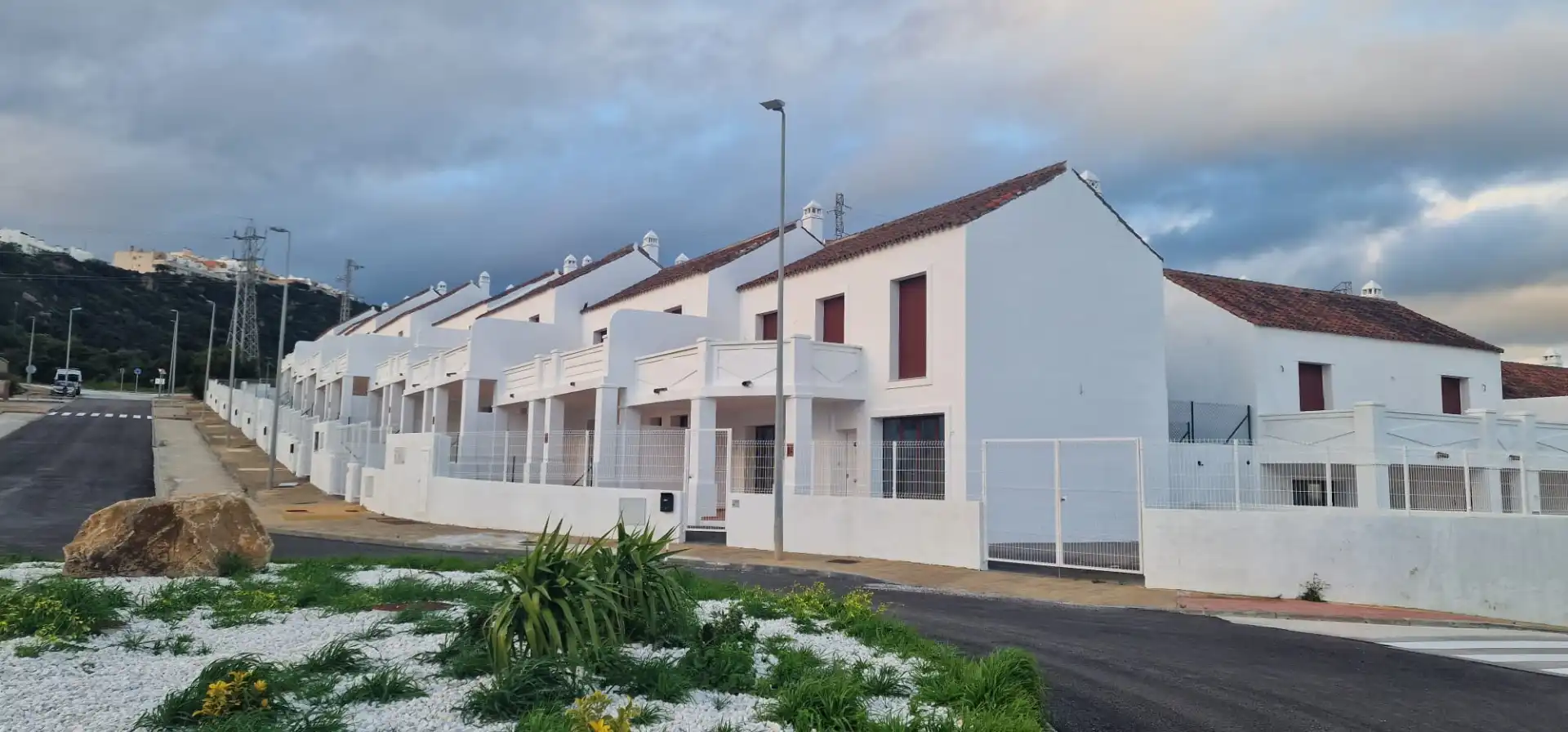Vista exterior de Casa adosada en venta en Casares con Terraza y Trastero