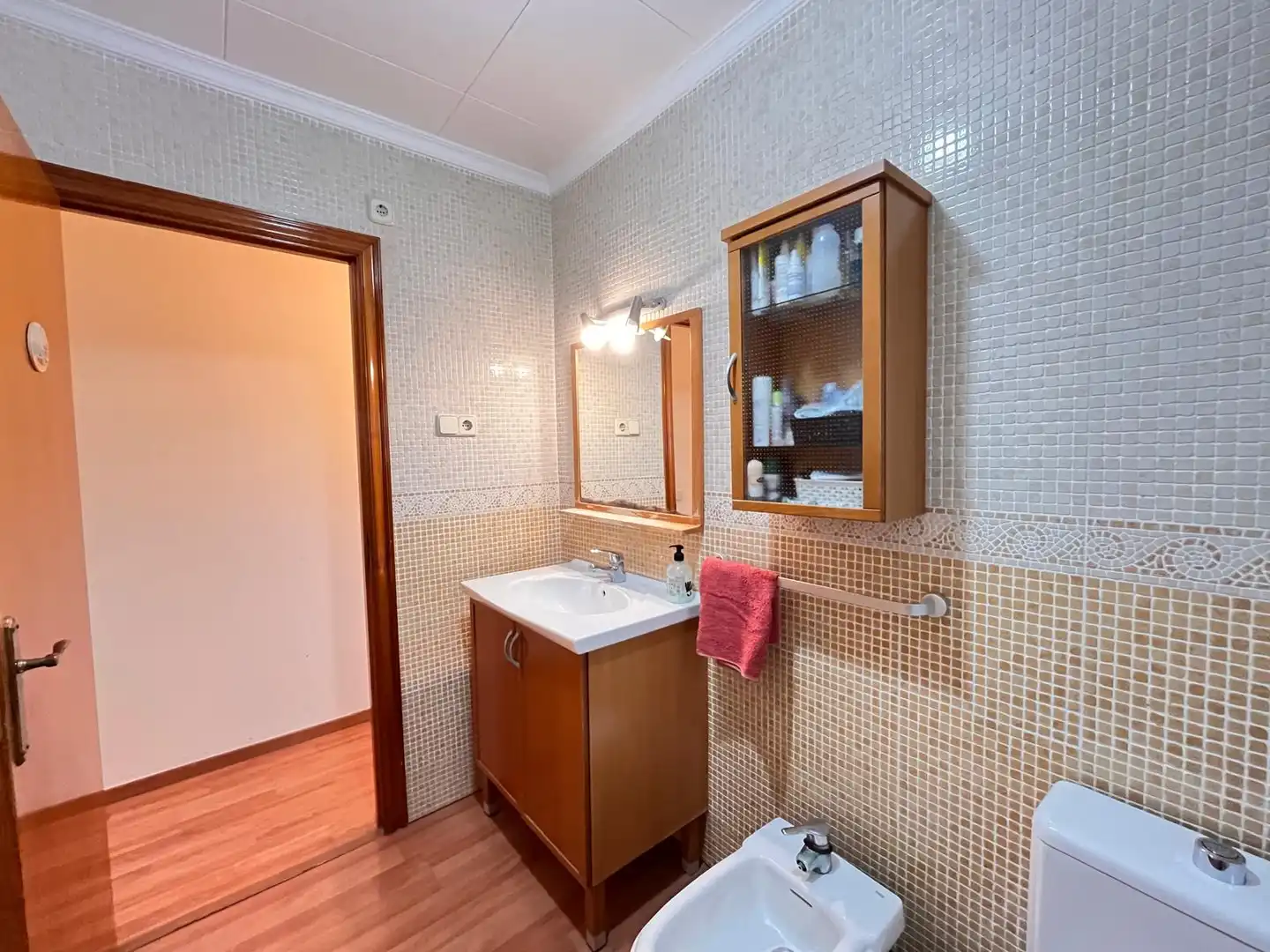 Baño de Casa o chalet en venta en Vilanova i la Geltrú con Calefacción, Terraza y Piscina