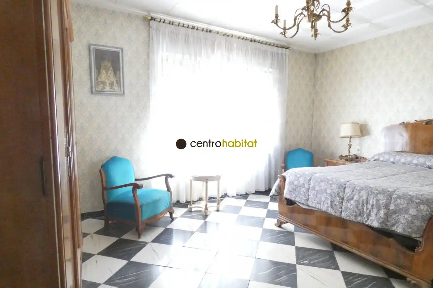 Dormitori de Casa o xalet en venda en Elda