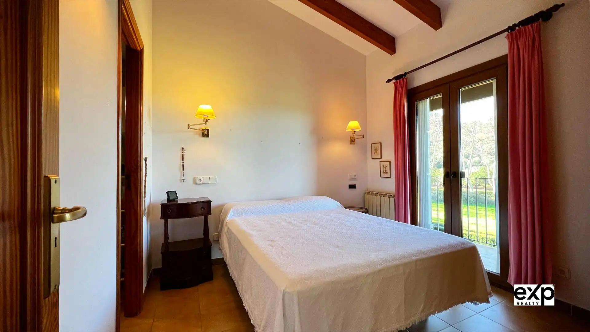 Habitación de Casa adosada en venta en Valldemossa con Calefacción, Jardín privado y Terraza