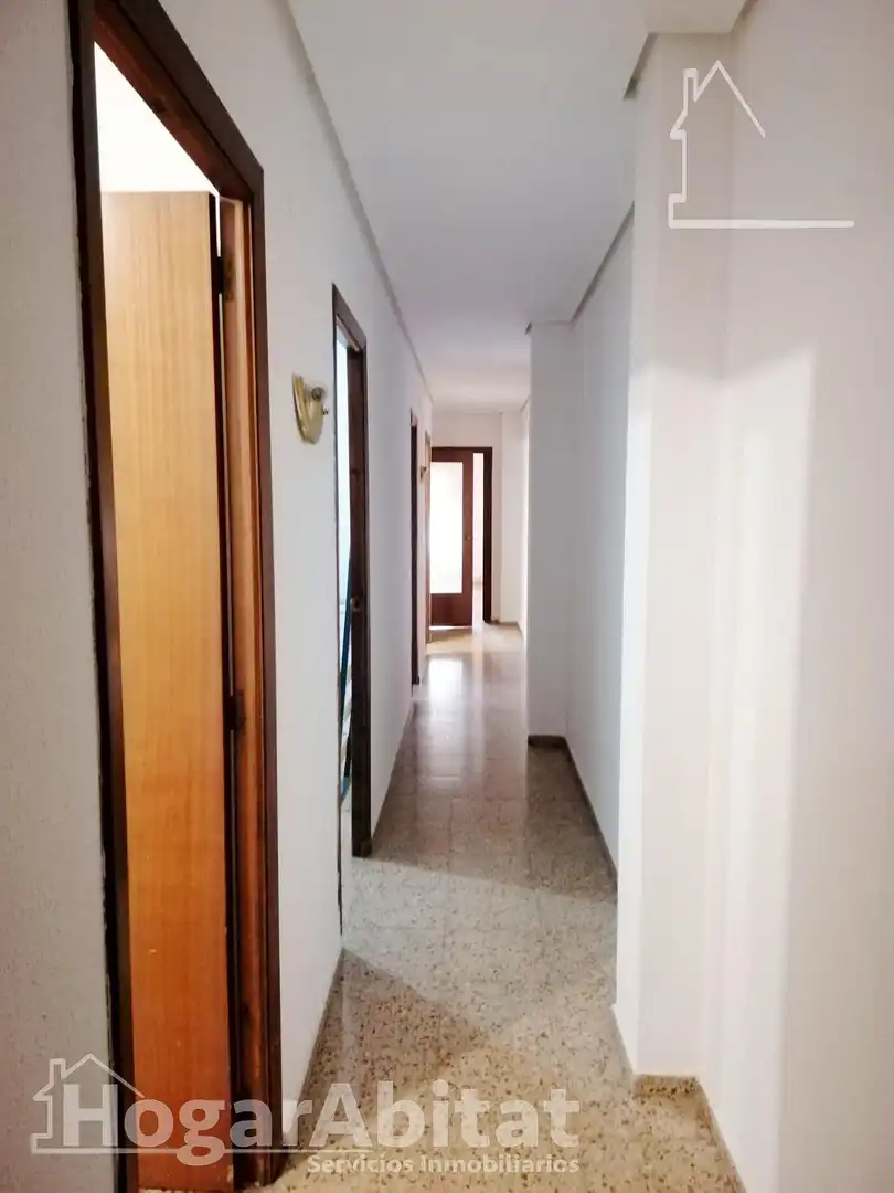 Wohnung zum Verkauf in Castellón de la Plana / Castelló de la Plana mit Balkon