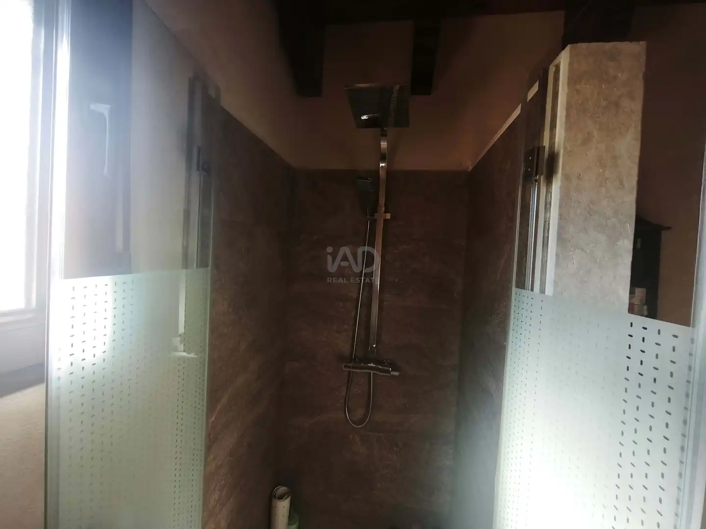 Baño de Casa o chalet en venta en Vara de Rey con Calefacción, Terraza y Piscina