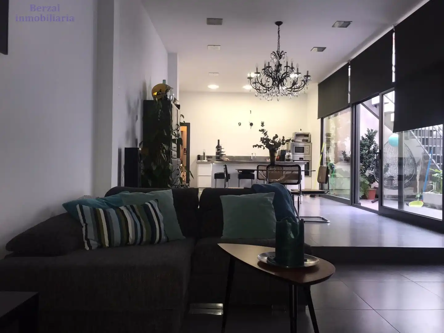 Wohnzimmer von Gebäude zum Verkauf in  Logroño