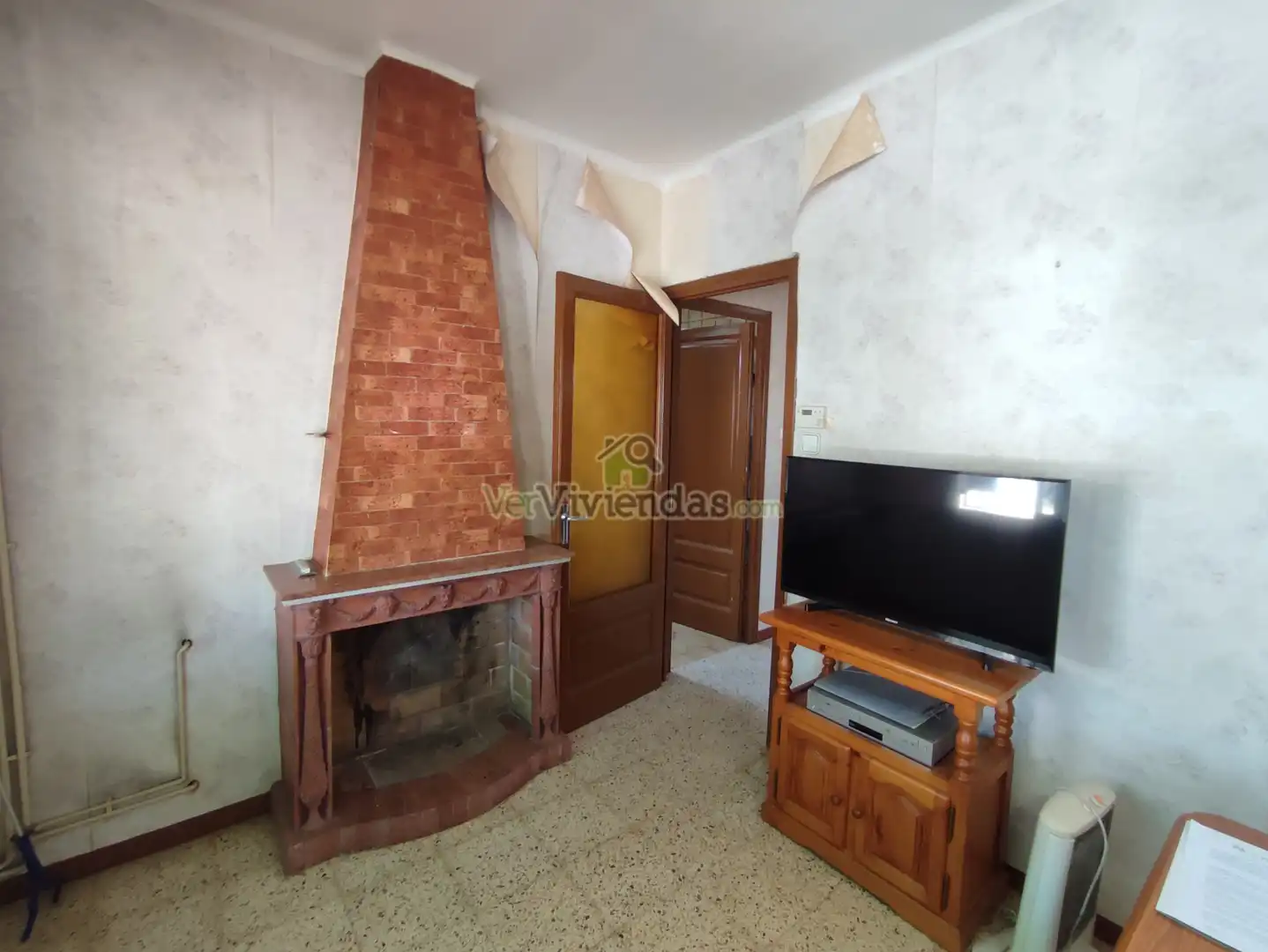 Sala d'estar de Casa o xalet en venda en Sant Andreu de la Barca amb Calefacció, Jardí privat i Terrassa