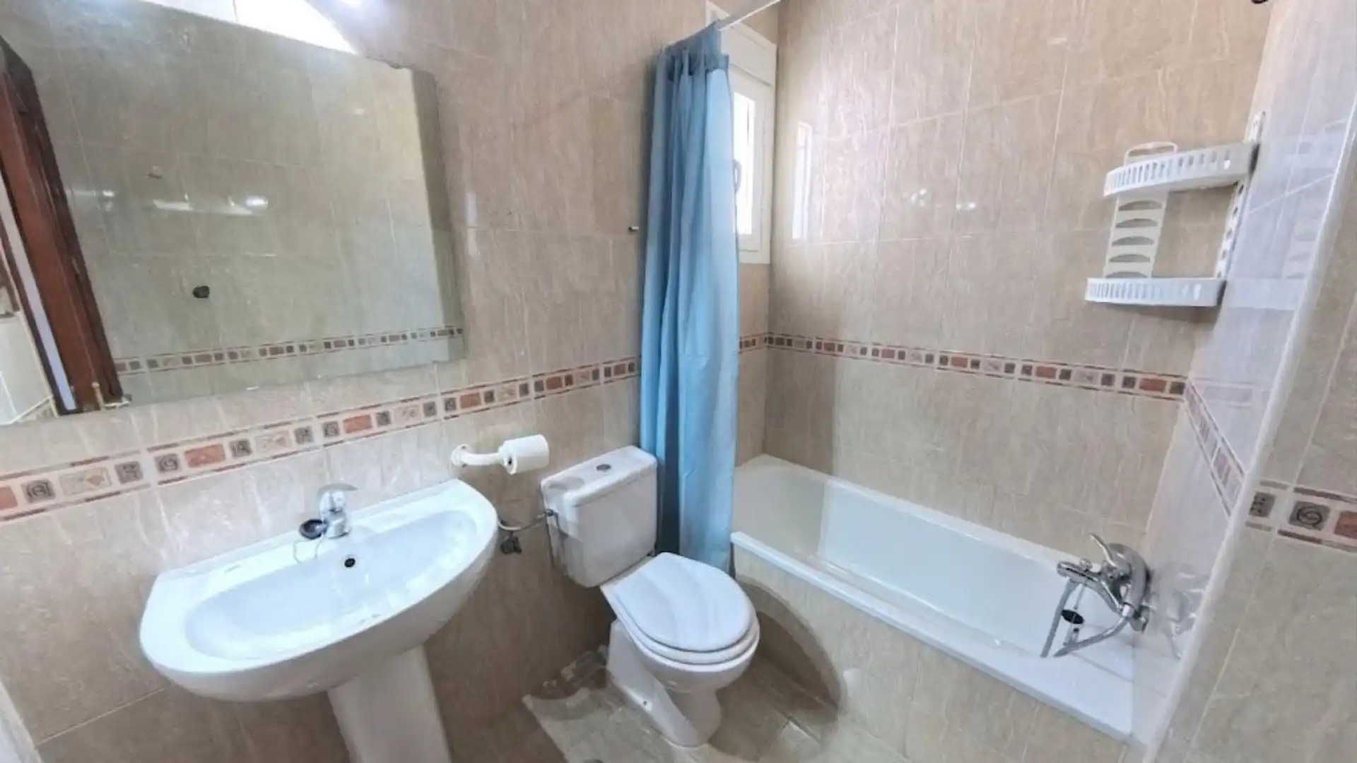 Bany de Apartament en venda en San Fernando amb Aire condicionat, Terrassa i Moblat