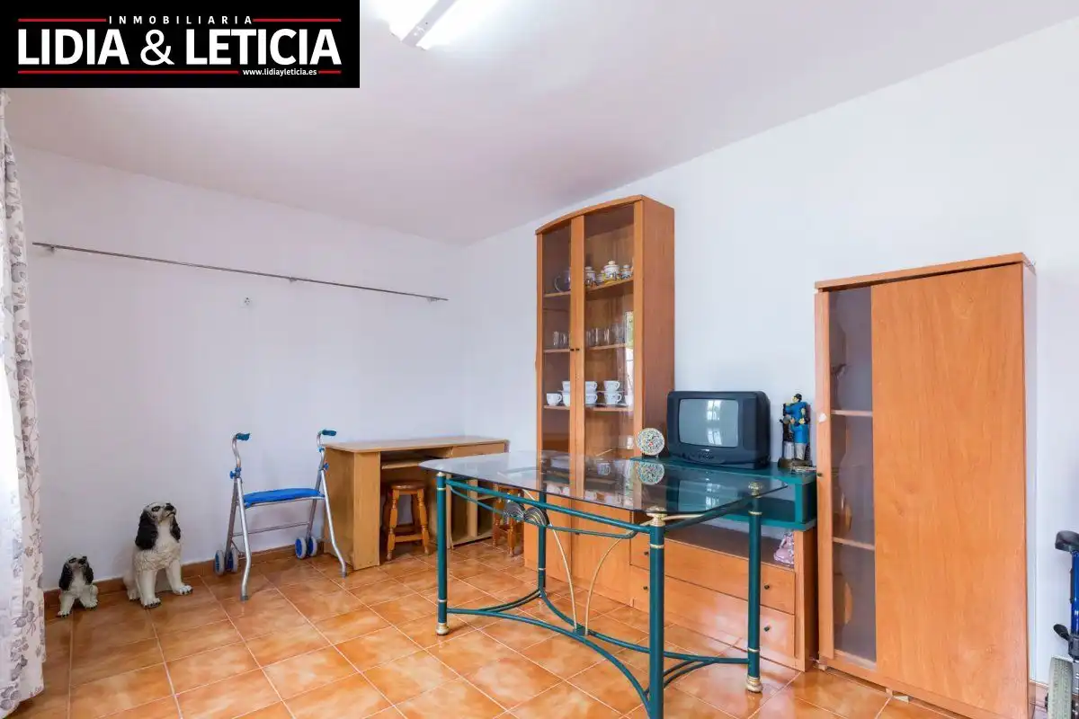 Habitación de Casa o chalet en venta en Alcalá de Guadaira con Aire acondicionado, Calefacción y Jardín privado